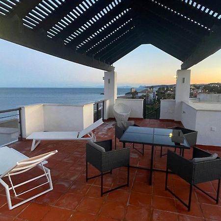 Exclusive Luxury Frontline Beach Penthouse Casares Del Mar - Estepona المظهر الخارجي الصورة