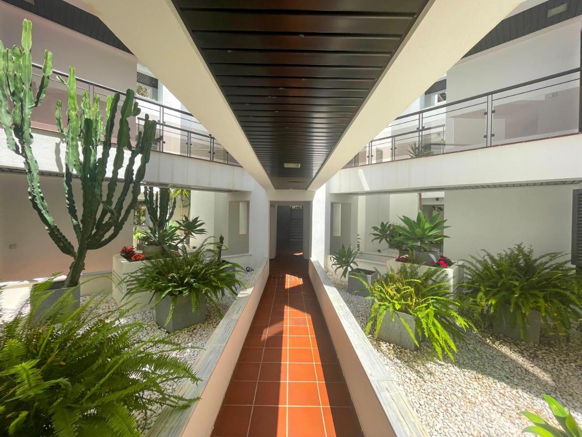 Exclusive Luxury Frontline Beach Penthouse Casares Del Mar - Estepona المظهر الخارجي الصورة